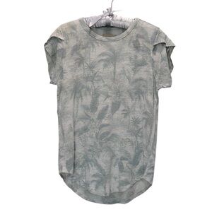 NEW CHASER Green Palm Print Short Sleeve Tee Shirt with Round Hem Size Small